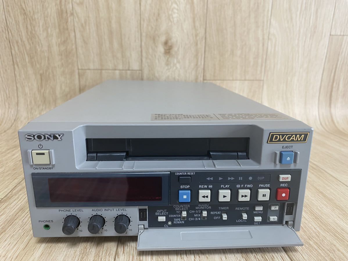 中古 SONY DSR-40 業務用 DVCAM レコーダー 99年製 / 通電確認済み / 現状品 / ジャンク品_画像5