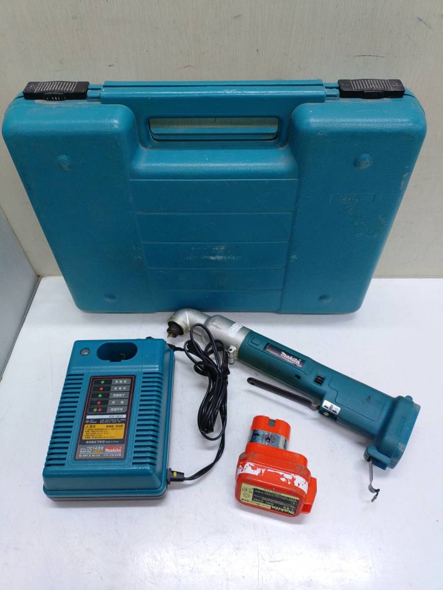 送料無料g29270 makita アングル インパクトドライバー 6940D 9.6V マキタ 充電式 電動工具 バッテリー 充電器 ケース セット DIY_画像1