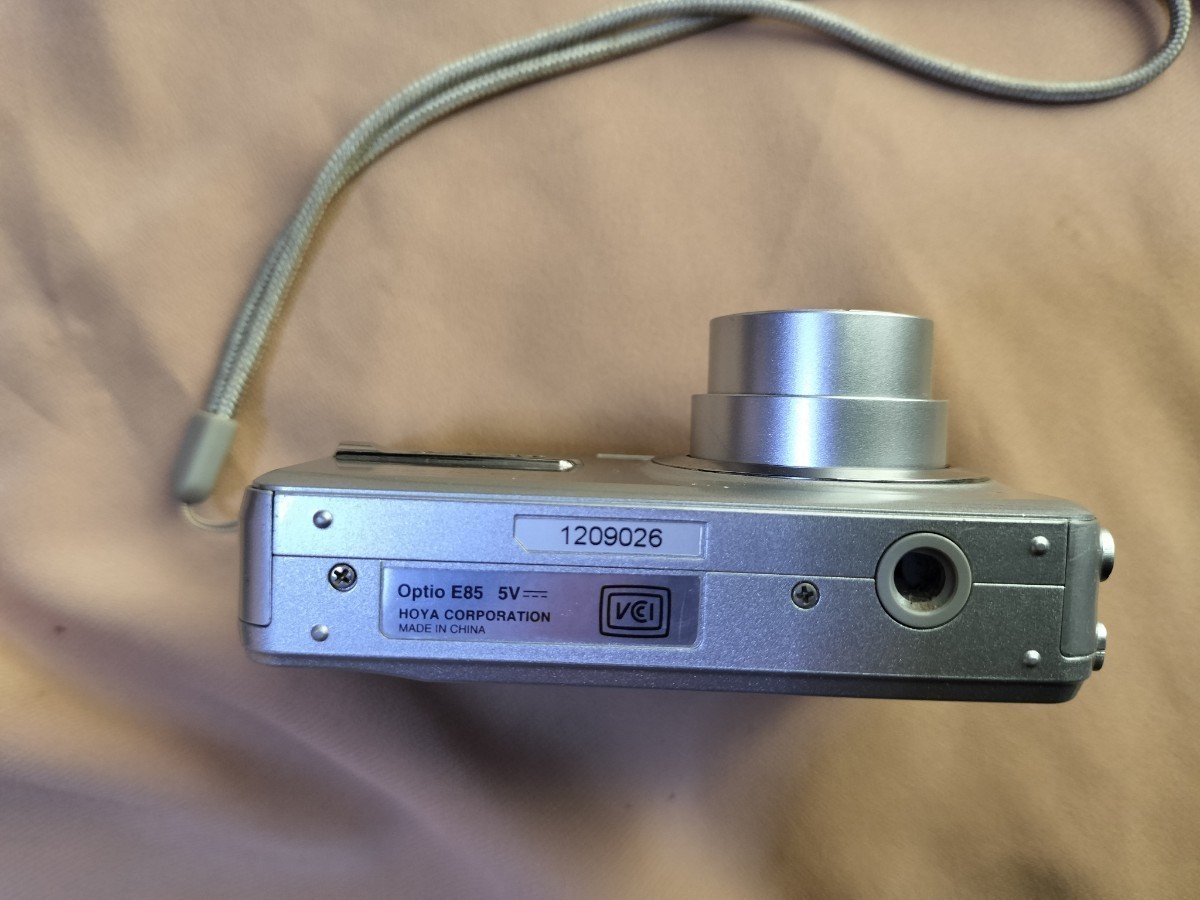 コンパクトデジタルカメラ ペンタックスOptio E85 作動品 2GBの初期化済みSDカード付き  ACアダブターは未使用  ud1b52642(0)様専用 の画像10