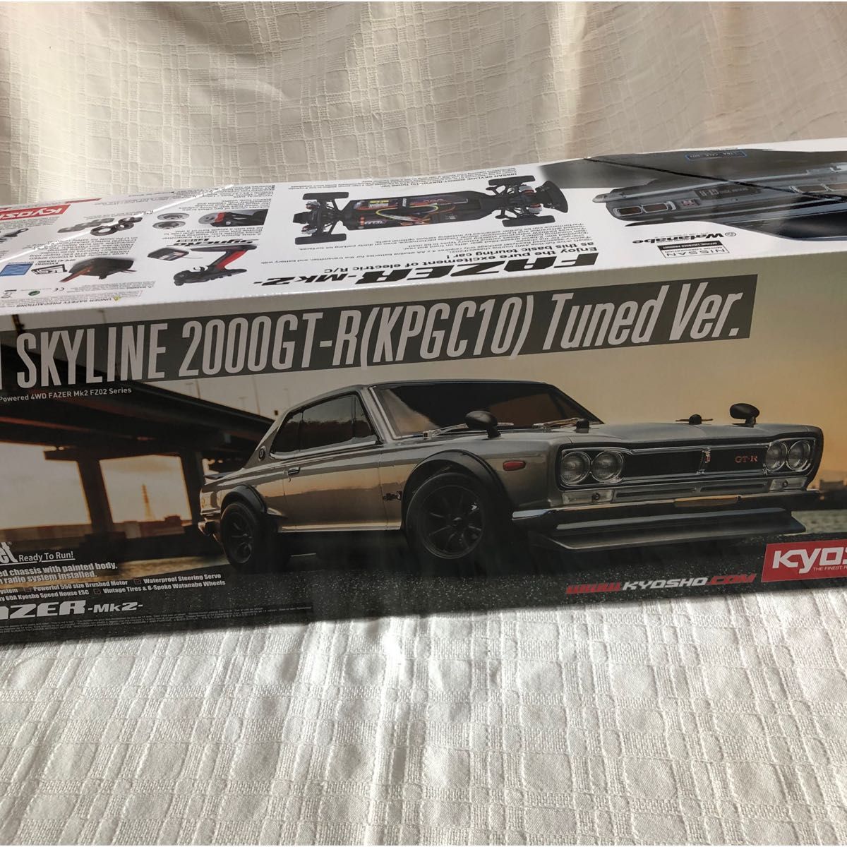 京商 日産スカイライン 1/10 2000GT-R 新品 未使用 未開封 京商 日産スカイライン 1/10 2000GT-R 新品 未使用 未開封