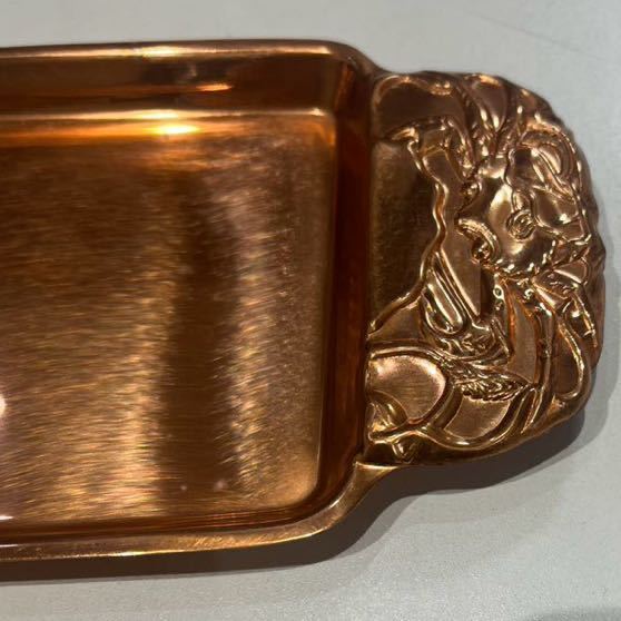 【D4914-2】純銅製 トレー 古代中国蟹文様皿　未使用中古品　富士ツバメ印_画像4