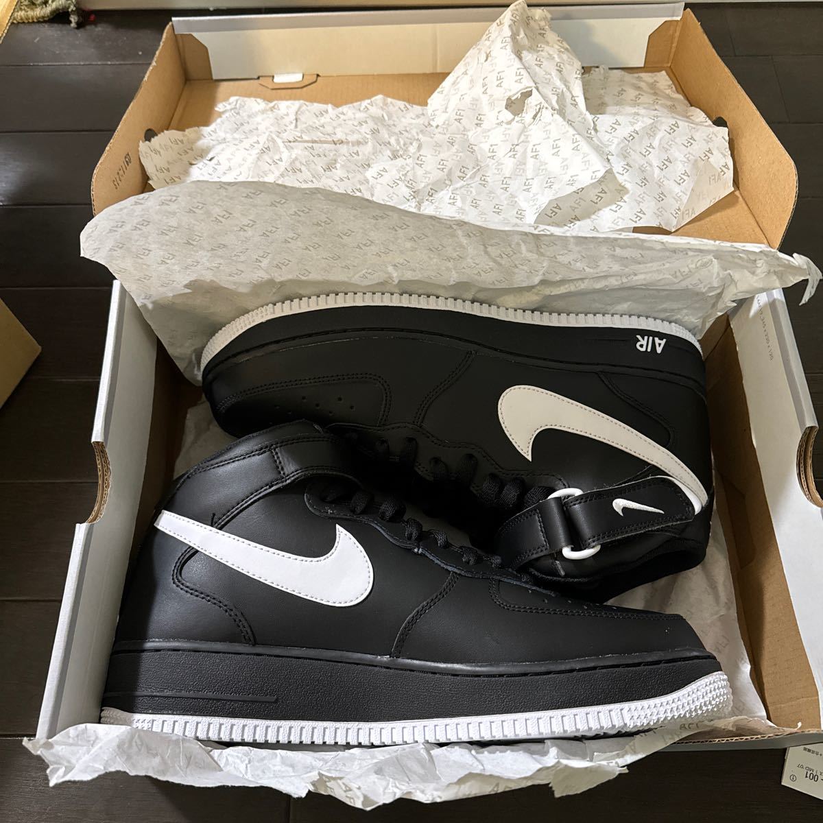 (未使用)NIKE AIR FORCE 1 MID '07 黒/白 28.5cm ナイキ エア フォース 1 ミッド 07 DV0806-001_画像9