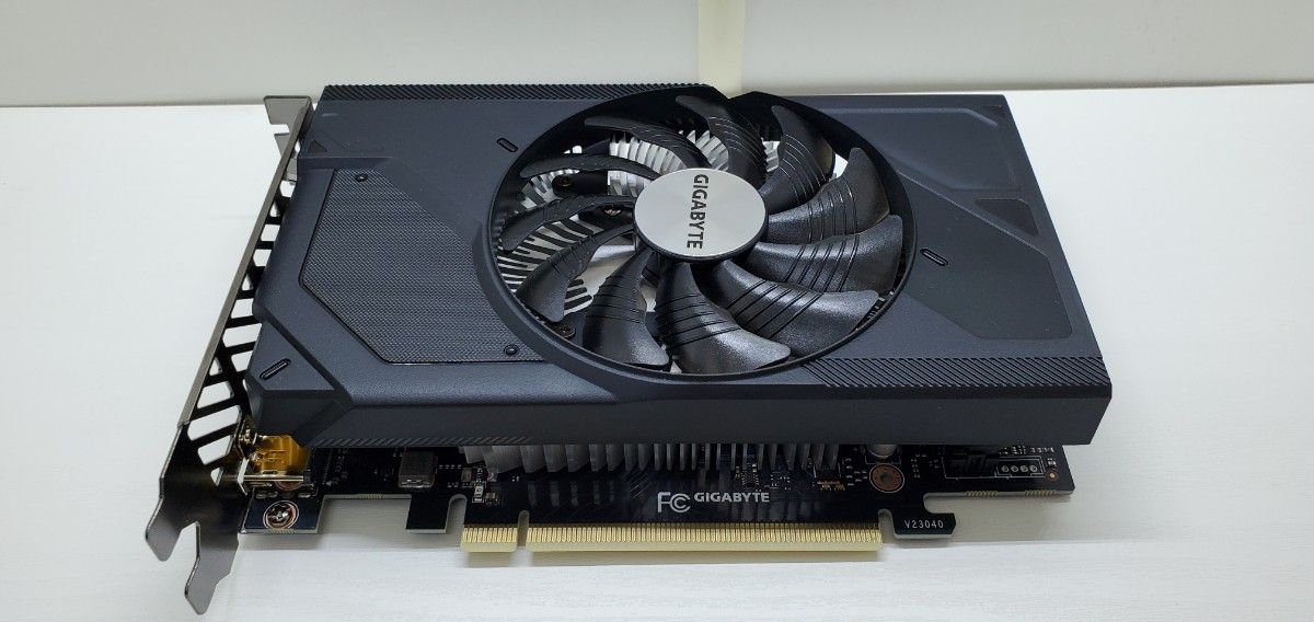 動作確認済 美品】GIGABYTE GeForce RTX 4060 8GB GV-N4060D6 動作確認済 美品】GIGABYTE GeForce RTX 4060 8GB GV-N4060D6