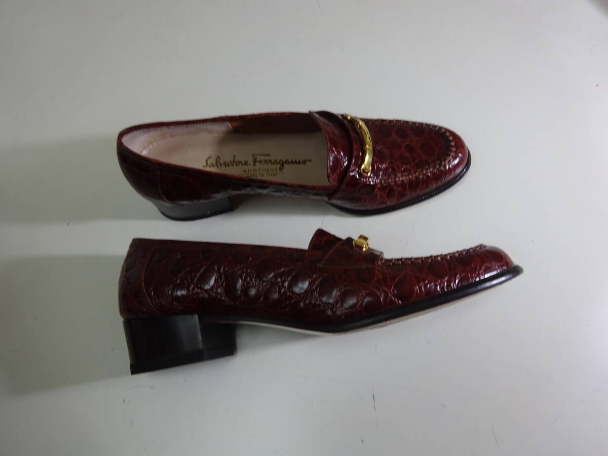 ferragamo フェラガモ　ローヒール　パンプス　美品 サイズ61/2 日本サイズ24cm相当_画像7