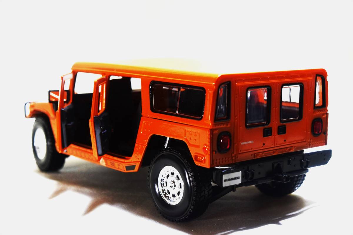 新品マイスト1/18【Maisto】■HUMMER H1/希少■ミニカー/BMW/フェラーリ/アウディ/ランボルギーニ/ポルシェ/オートアート/京商 _画像6