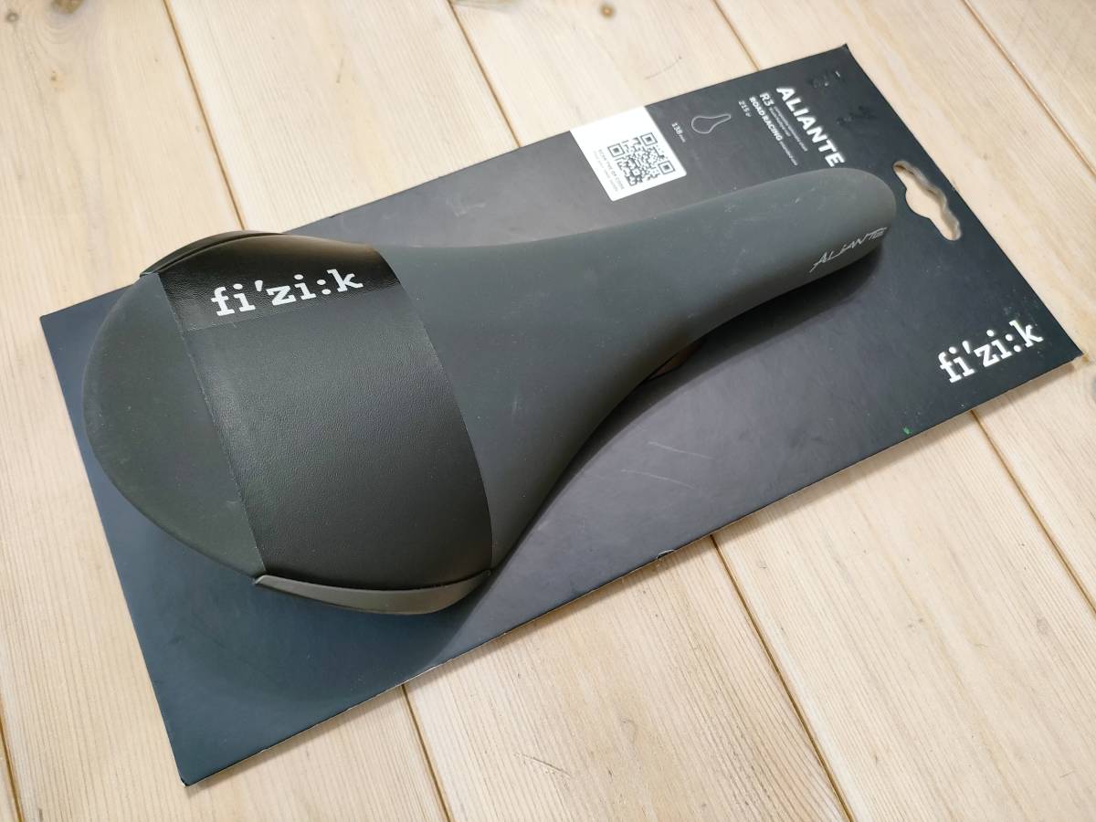 fizik ALIANTE R3 kium 215g 138mm フィジーク アリアンテ キウム ブラック