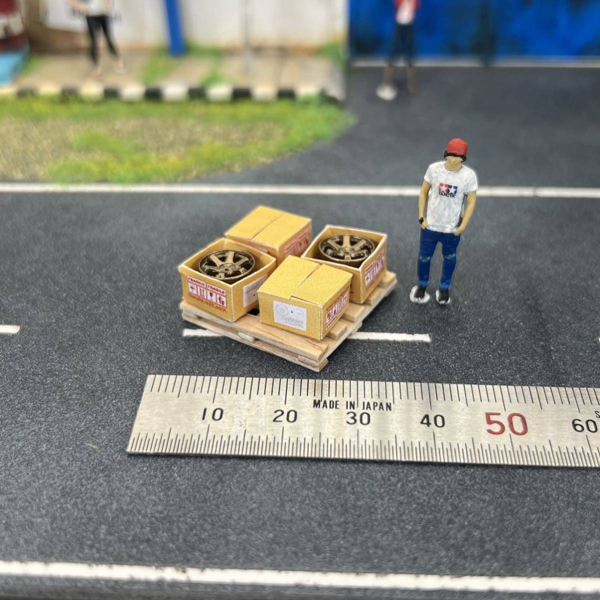 【AB-019】1/64 スケール ホイール 段ボール パレット セット フィギュア ミニチュア ジオラマ ミニカー MINI GT LBWK トミカ 日本未発売の画像1