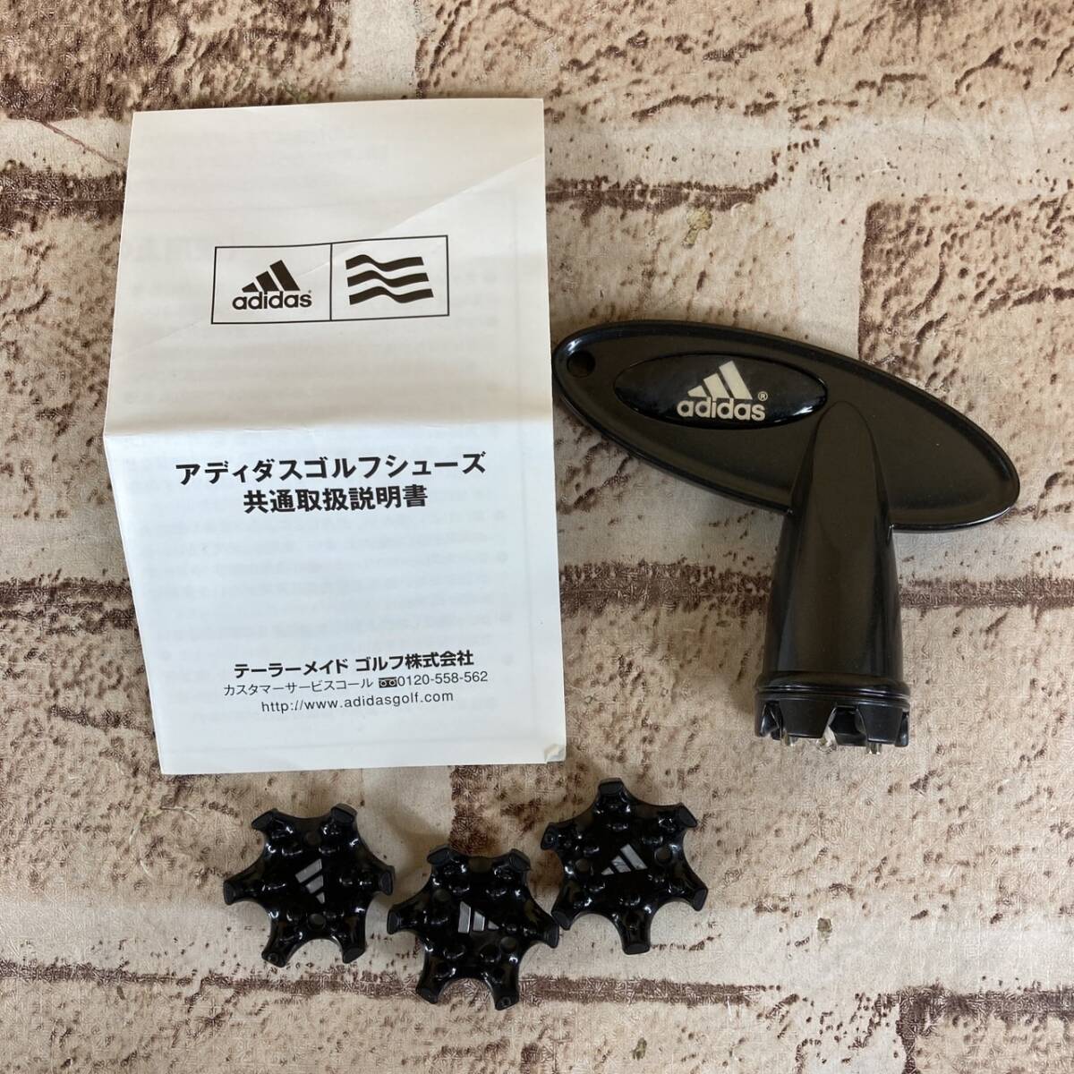 [2-288] adidas ゴルフシューズ 交換用のスパイク鋲(シンテッククリート)/専用レンチ【送料一律297円】_画像1