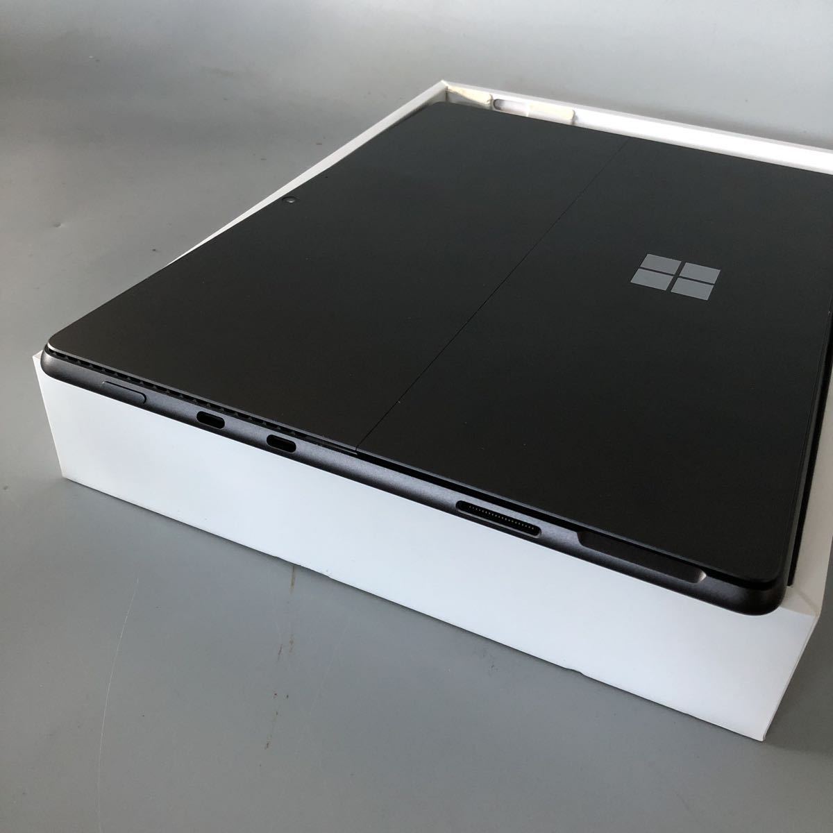 JXJK4051【ジャンク】Microsoft Surface Pro 8 model:1983 / i5 /8GB/起動不良_画像3