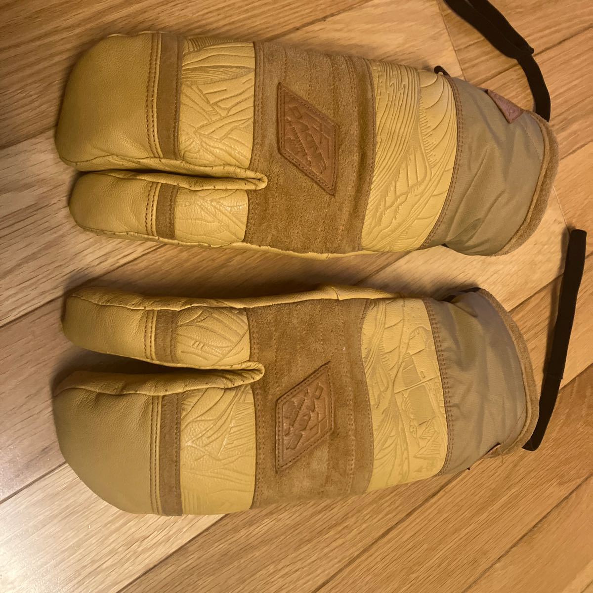 ＤＡＫＩＮＥ　ダカイン　TEAMBARON TRIGGER MITTEN ゴアテックス　サイズＬ！！_画像1