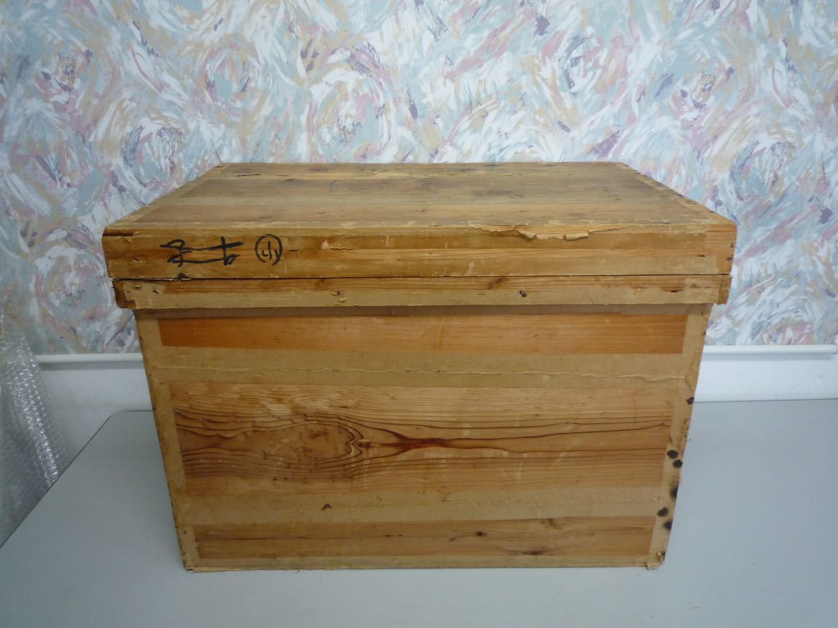 H022154茶箱 木箱 収納箱 木製 昭和レトロ トタン ブリキ_画像3