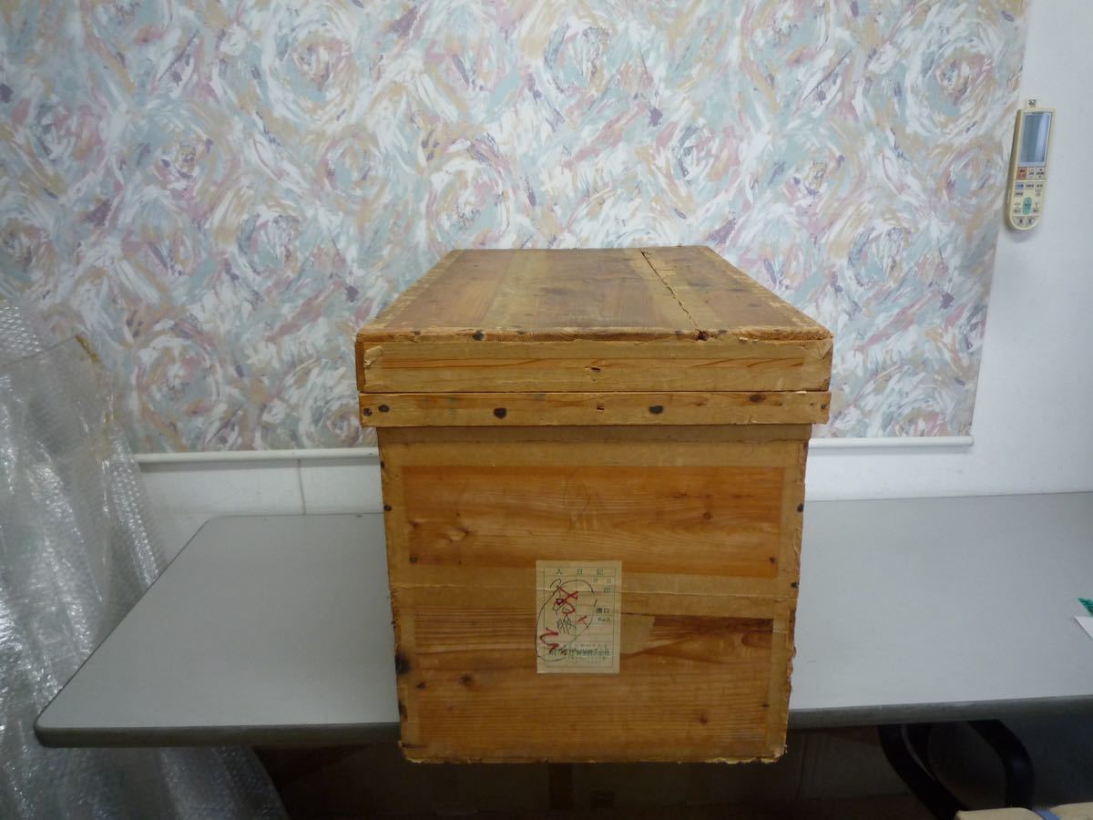 H022154茶箱 木箱 収納箱 木製 昭和レトロ トタン ブリキ_画像2