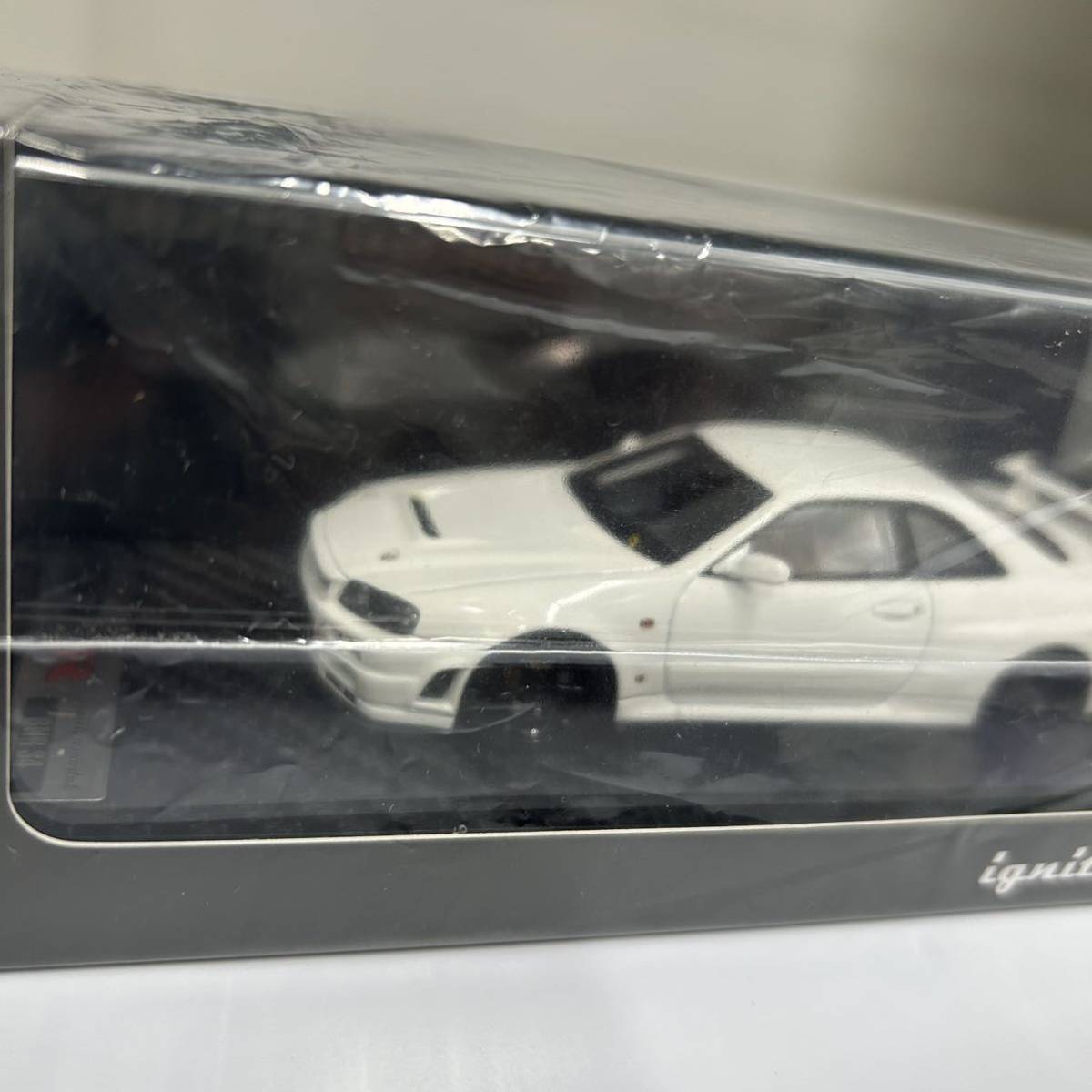 未使用　ignition model NISSAN R34 GT-R 1999 SUPER Taikyu white 0065 イグニッションモデル ミニカー 日産 1/43_画像4