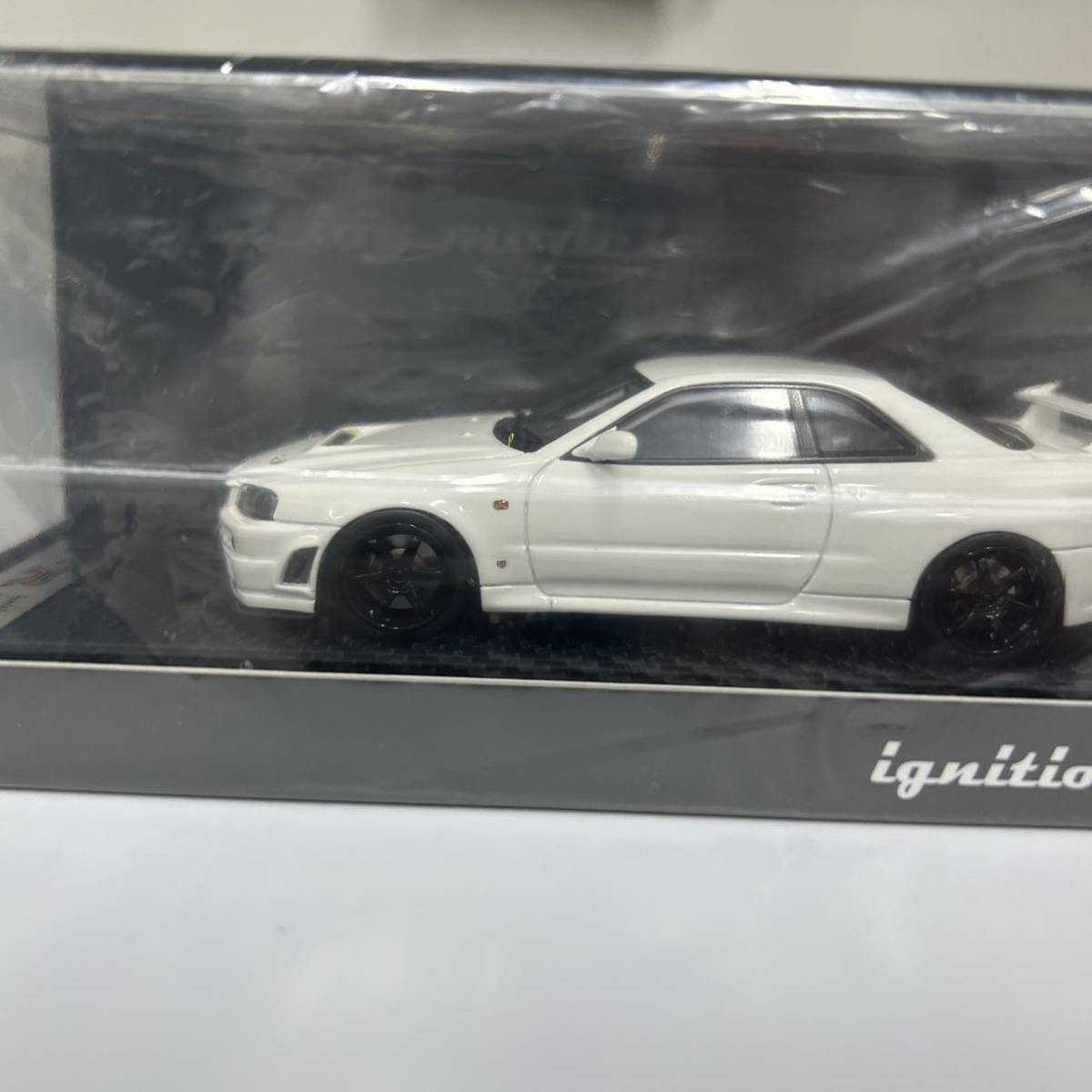 未使用　ignition model NISSAN R34 GT-R 1999 SUPER Taikyu white 0065 イグニッションモデル ミニカー 日産 1/43_画像3