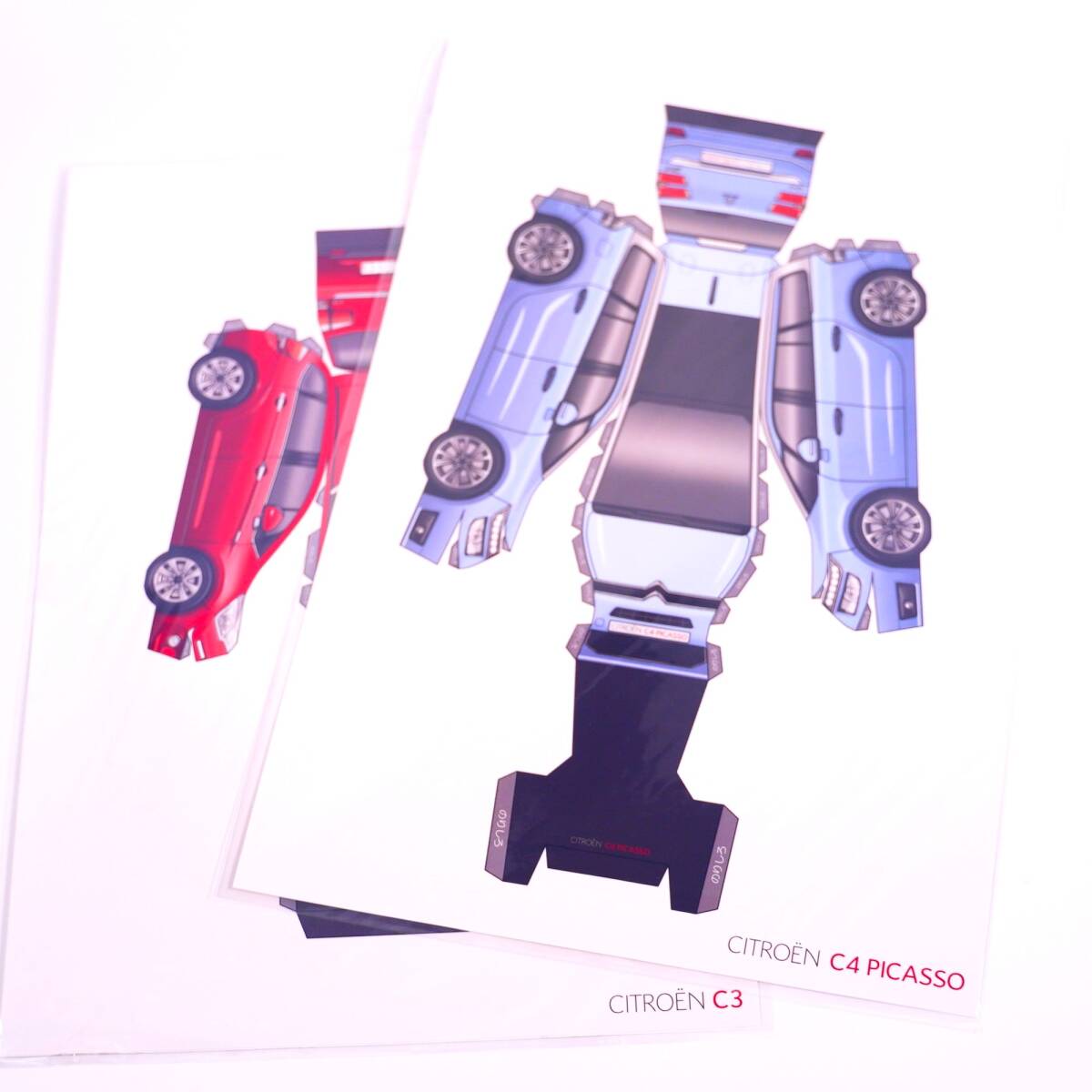 【新品】【匿名配送】ペーパークラフト★A4 サイズ シトロエン C3＆C4 PICASSO ▲CITROEN C3 PAPER CRAFT ★作り方付き▲未使用　非売品_画像1