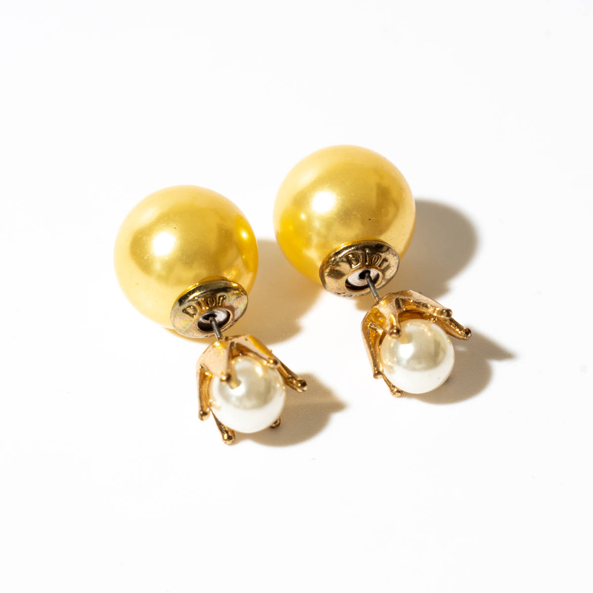 ★「Christian Dior」 tribal pearl × crown earrings