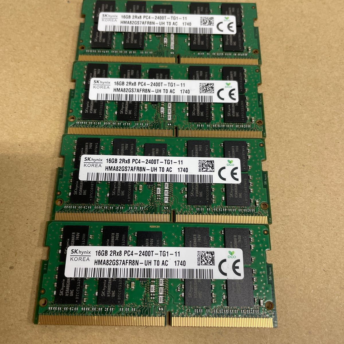 セ54 SK hynix ノートPCメモリ 16GB 2Rx8 PC4-2400T 4枚(SO-DIMM