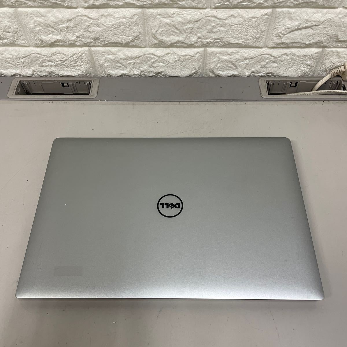 ノ14 DELL precision 5520 P56F Core i7 7820HQ メモリ16GB_画像4