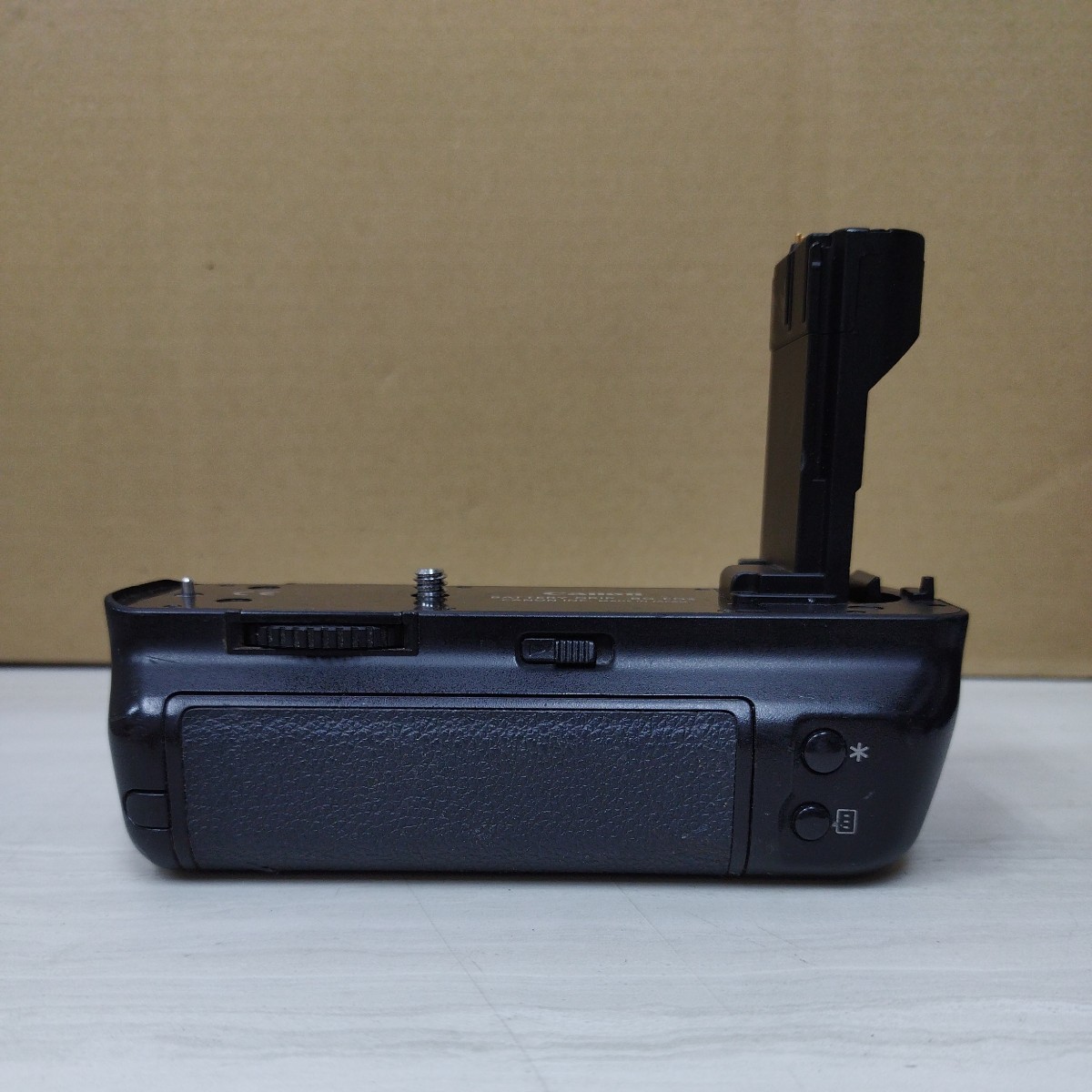 Canon BATTERY GRIP BG-ED3 キヤノン バッテリーグリップ 未確認 4604_画像4