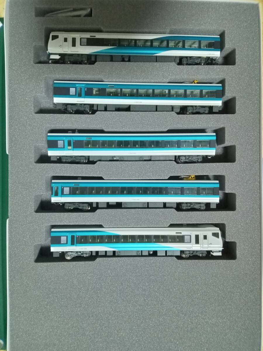 KATO 10-1614 E257系2500番台「踊り子」 5両セット(特急形電車)|売買されたオークション情報、Yahoo!オークション(旧ヤフオク!) の商品情報をアーカイブ公開 - オークファン(aucfan.com)