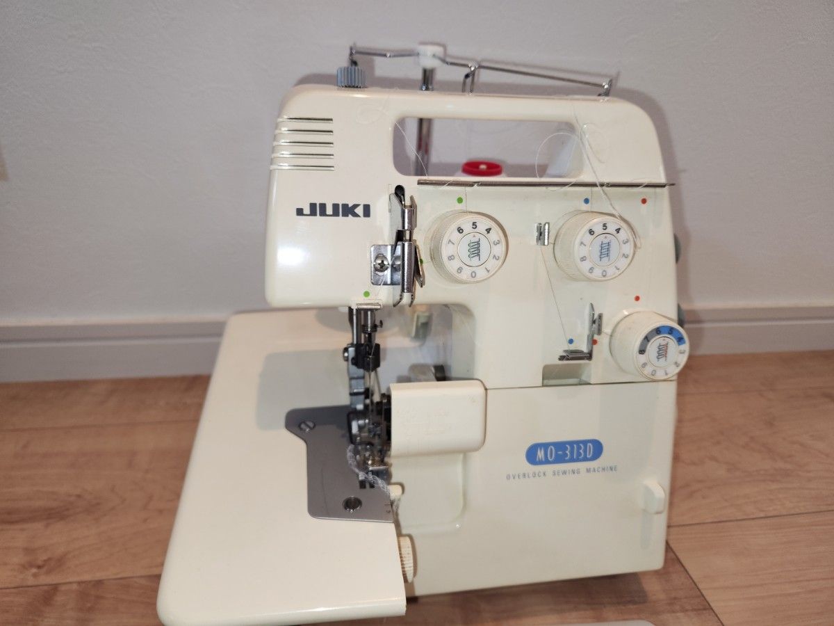 JUKIロックミシン MO―313(JUKI MO-313 3本糸1本針 オーバー JUKIロックミシン MO―313(JUKI MO-313 3本糸1本針 オーバー