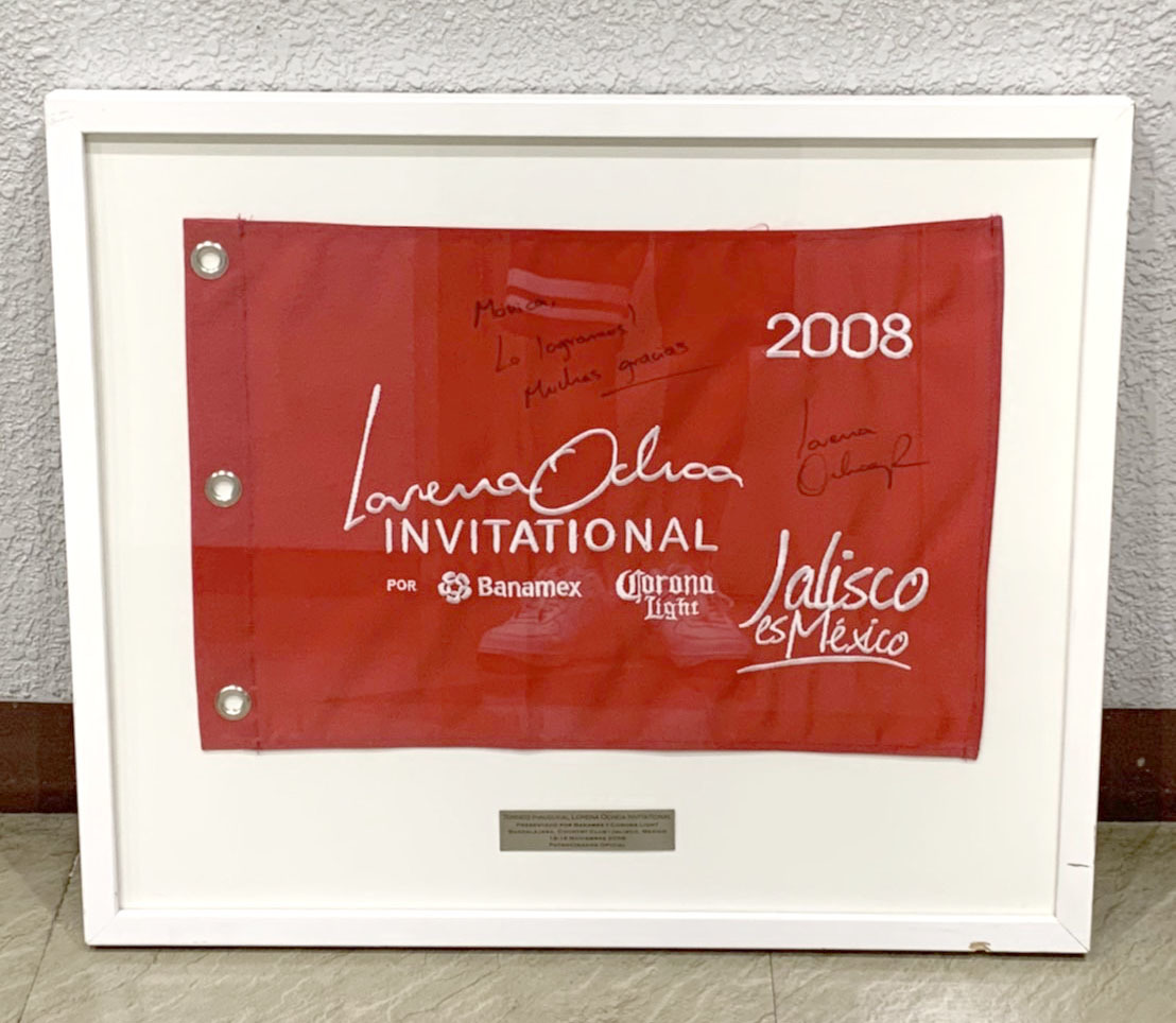 第1回 ロレーナ オチョア インビテーショナル 2008年 オチョア直筆サイン入り ピンフラッグ 専用木製額縁＆プレート付属 / 女子プロゴルフ_画像1