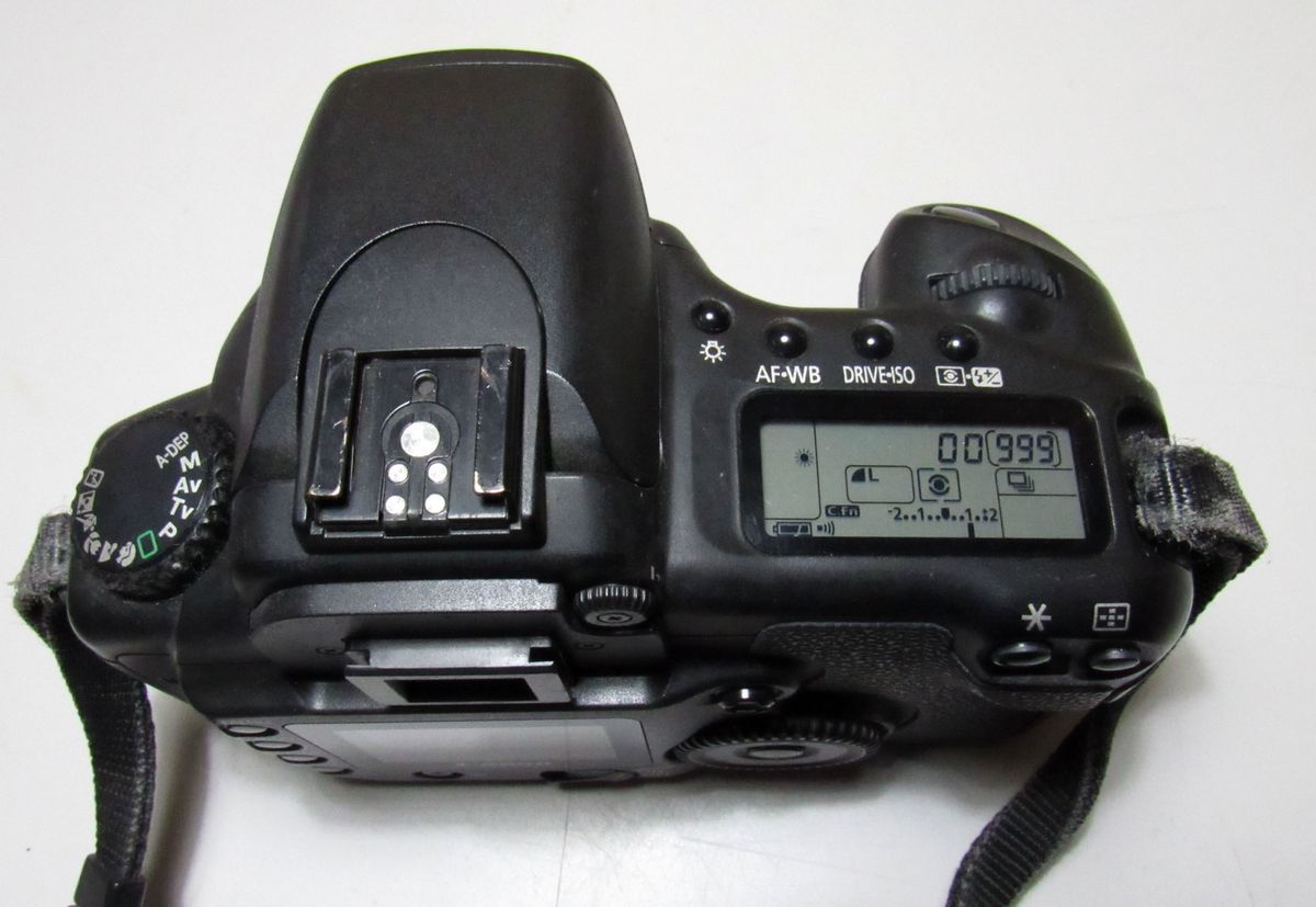 ●■ EOS 20D ボディ CANON EOS20D 完全動作品 中古美品 左側面カバー劣化欠品 本体 バッテリー 互換充電器 サンプルあり の画像5