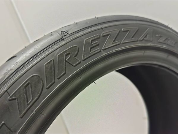 ダンロップ DIREZZA ZⅢ 255/40R17 94W【4本】2023年製～ 新品 正規品 倉庫保管 DUNLOP ディレッツァ Z3 送料無料～ 個人宅可_画像4