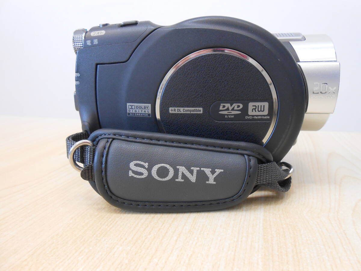 24248 中古 整理品 SONY ソニー HANDYCAM HDR-UX7 デジタルHD ビデオカメラ シルバー 2007年製 通電確認済_画像5