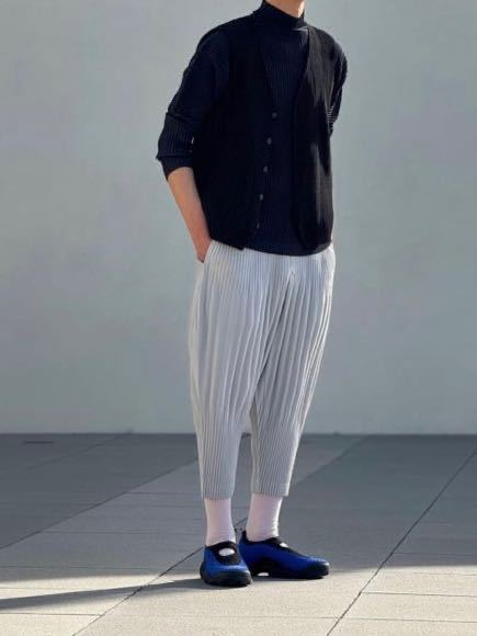 新品】HOMME PLISSE ISSEY MIYAKE プリーツ パンツ (定番の 新品】HOMME PLISSE ISSEY MIYAKE プリーツ パンツ (定番の