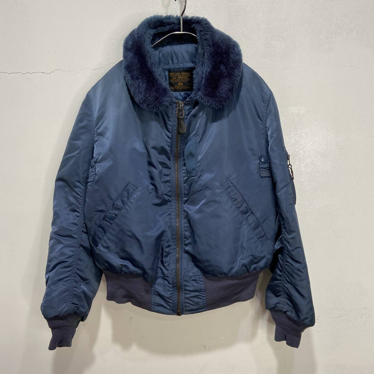 送料無料☆ALPHAINDUSTRIES☆アルファ☆B-15フライトジャケット☆ミリタリー☆USA製☆エアフォースブルー☆M☆B24M