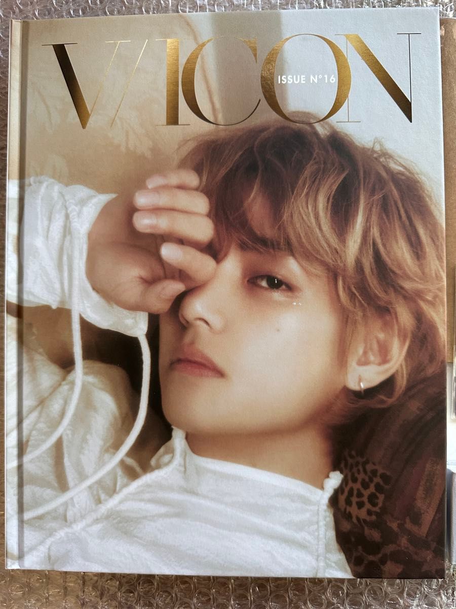 VICON 「a magazine about V」C 写真集　DICON BTS V テテ　テヒョン　V dicon vicon