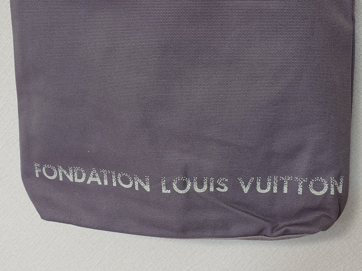 ルイヴィトン美術館 限定 FONDATION LOUIS VUITTON トートバッグ グレー　62HH0A_画像3