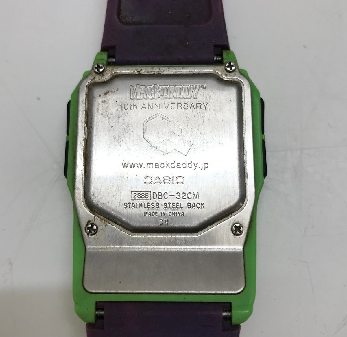 ◆【ジャンク品】 MACKDADDY CASIO マックダディー カシオ デジタル 腕時計 10th ANNIVERSARY DBC-32CM 現状品 (E1)M/S60216/1/0.01_画像6