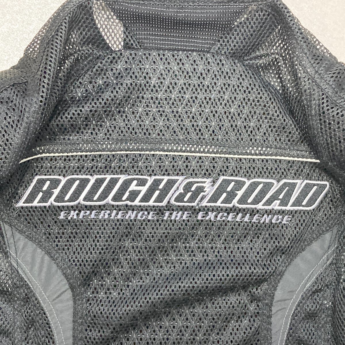 ●ROUGH&ROAD ラフアンドロード メッシュジャケット バイクウェア 軽量 通気性 パッド入り ロゴ刺繍 サイズM ブラック メンズ 0.49kg●_画像6