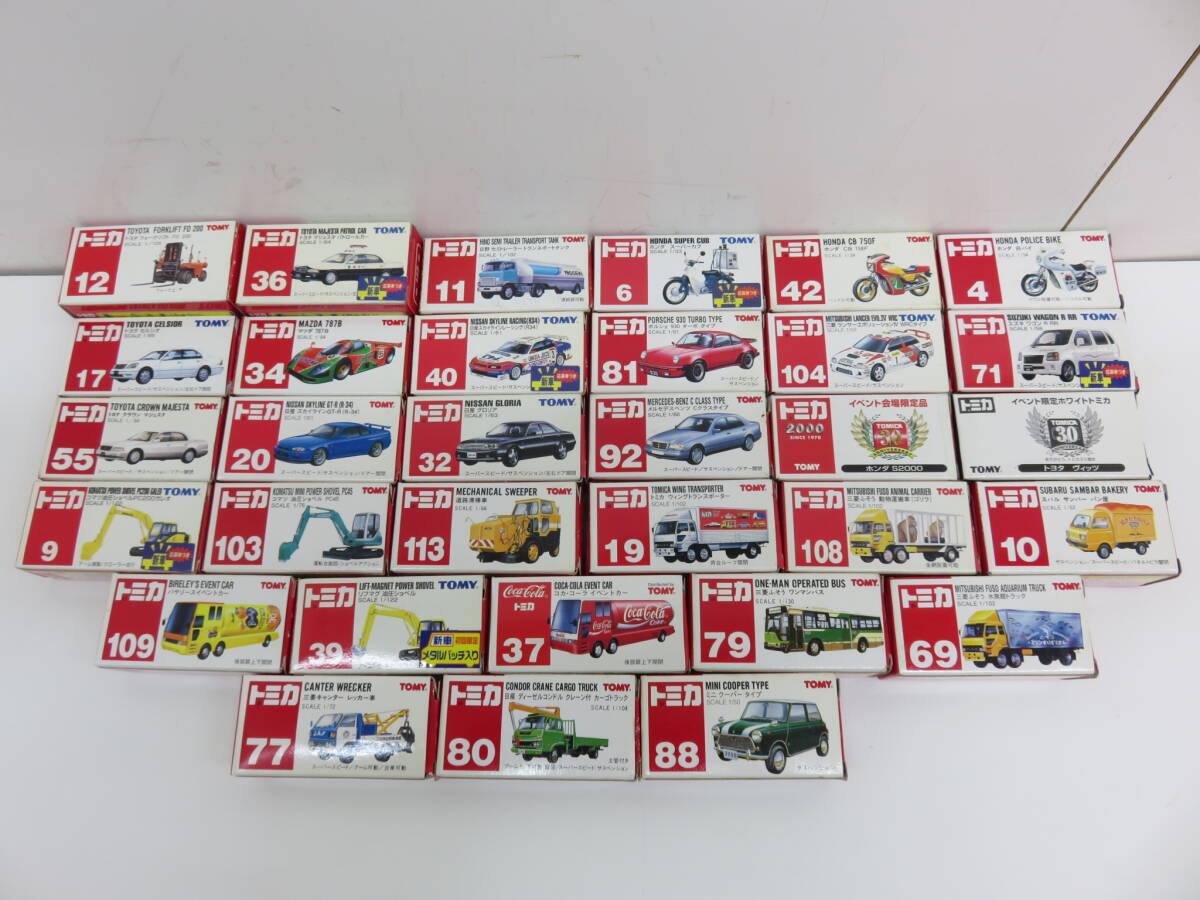 TOMICA トミカ 赤箱 ミニカー 32点セット まとめ まとめて 未使用品　_画像1