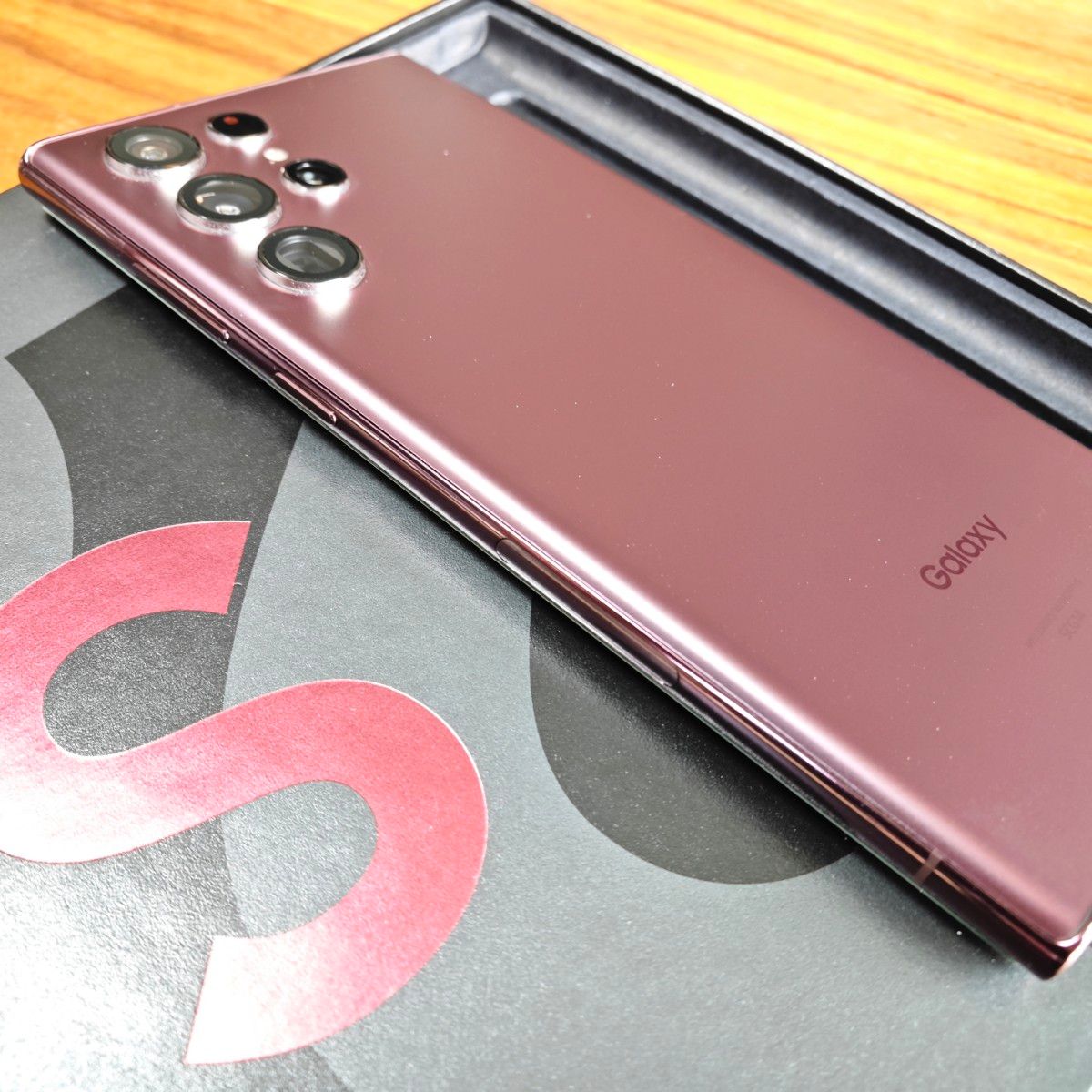 Galaxy S22 Ultra au SCG14 256GB SIMフリー おサイフケータイ Galaxy S22 Ultra au SCG14 256GB SIMフリー おサイフケータイ