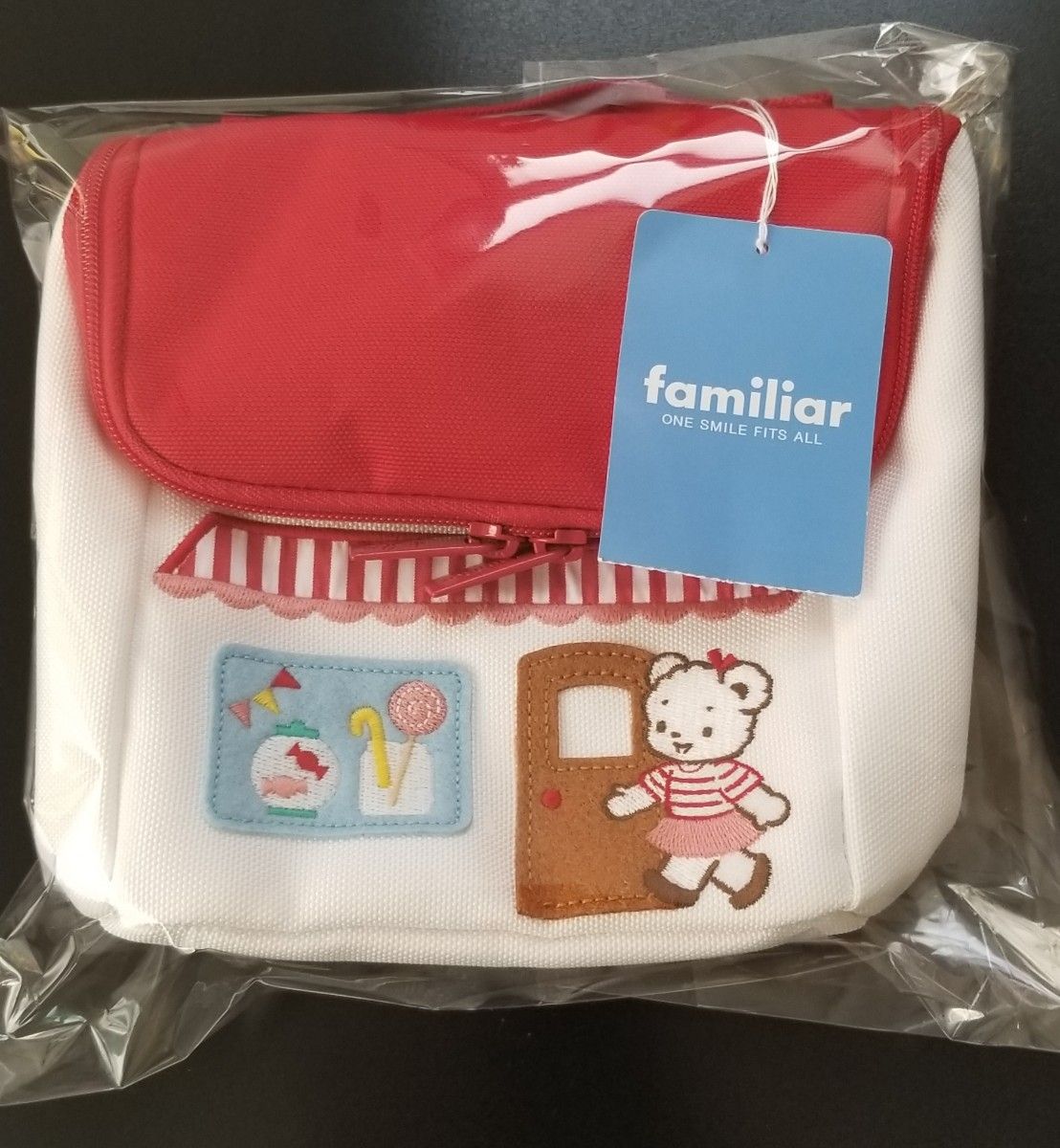 現行品 完売品 レア  familiar  ポーチ おうち   バッグ ファミリア