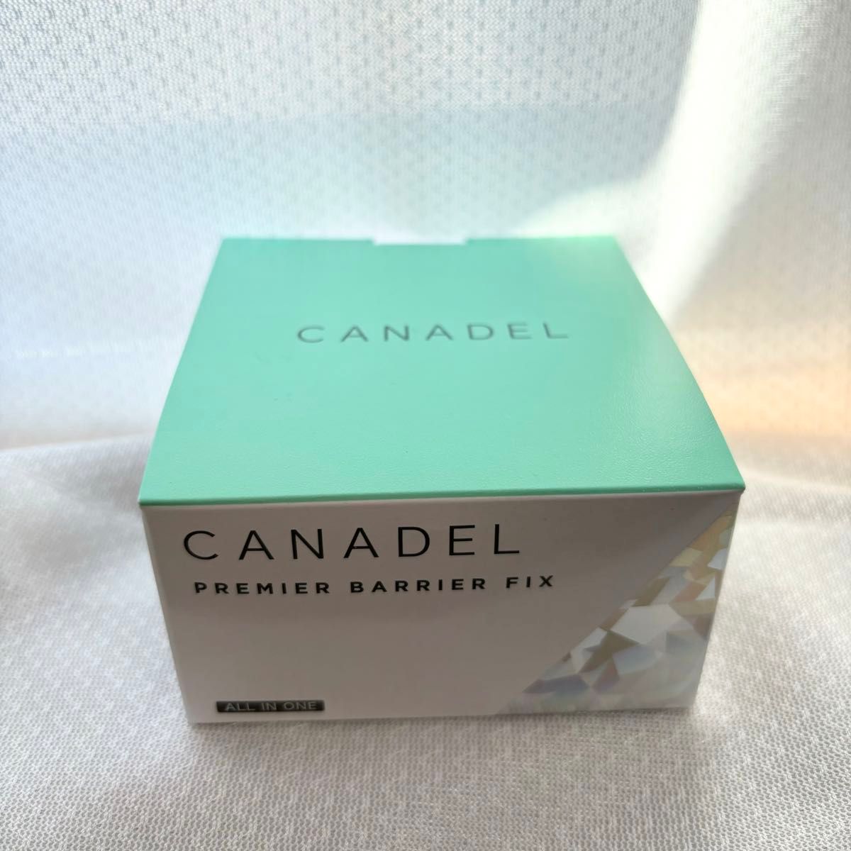 カナデル CANADEL 美容液ジェル プレミアバリアフィックス オールインワン 保湿 美白 プレミアホワイト