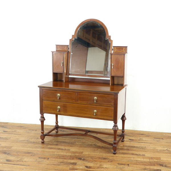ドレッサー　マホガニー材の美しい木目も魅力　上品なデザイン　鏡台　ドレッシングテーブル　1920年頃イギリスアンティーク家具　51519nk_画像1