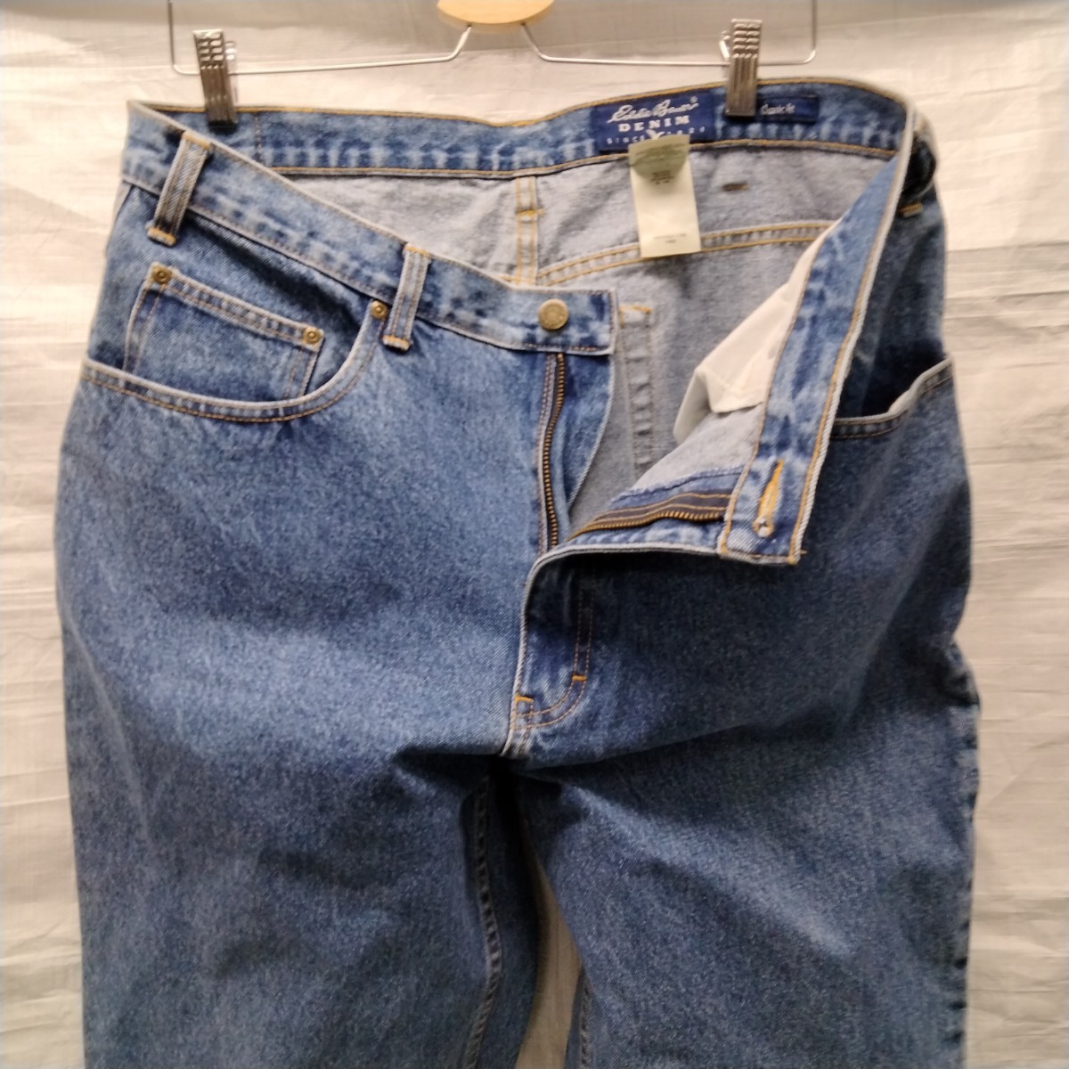 エディーバウアー Eddie Bauer　5ポケット ブルーデニム　ブルージーンズ　 DENIM　blue jeans　38 クラシックフィットバギー　テーパード_画像9