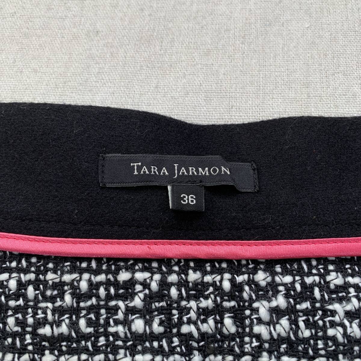 美品☆高級　定価4万　TARA JARMON　タラジャーモン　台形スカート　ラップ　36　S　ツイード　ダブルクロス_画像4