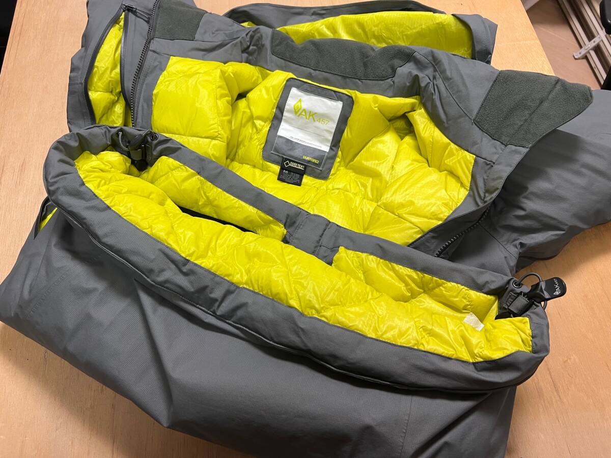 バートン BURTON AK457 LT Light Down Jacket サイズM 藤原 バートン BURTON AK457 LT Light Down Jacket サイズM 藤原