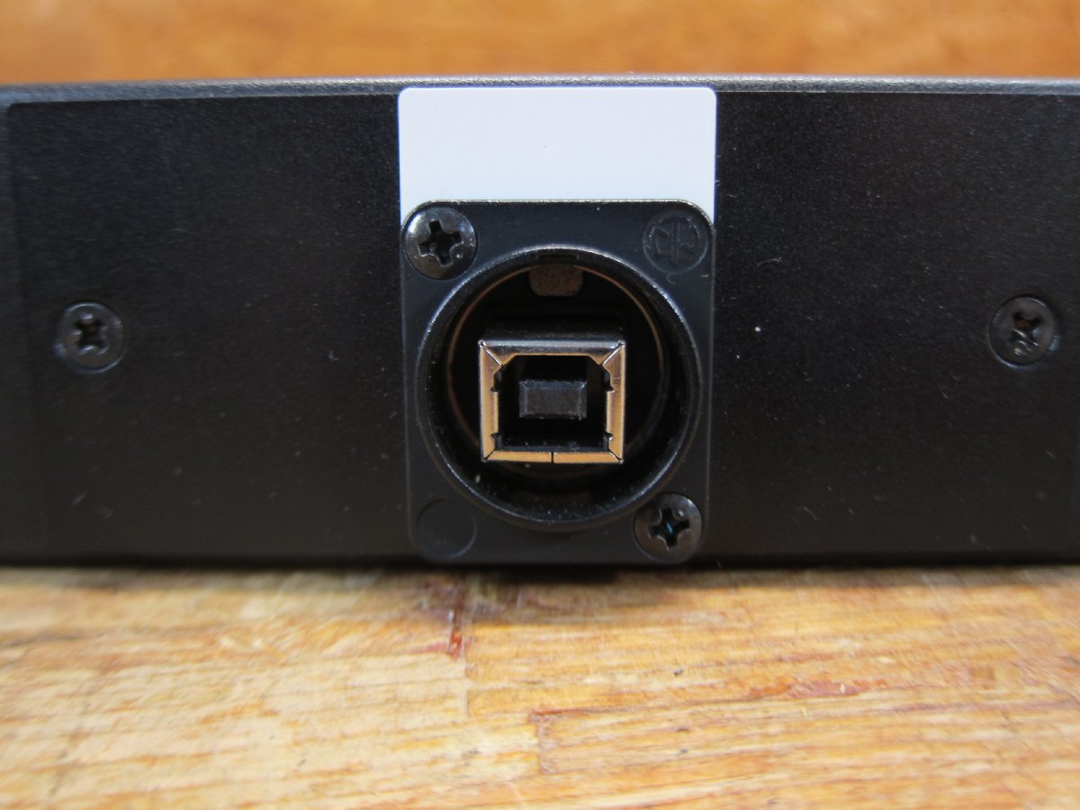 ◎メーカー不明 パッチパネル 1Uラックサイズ HDMI USB TYPE B 現状品◎【Z834】_画像2