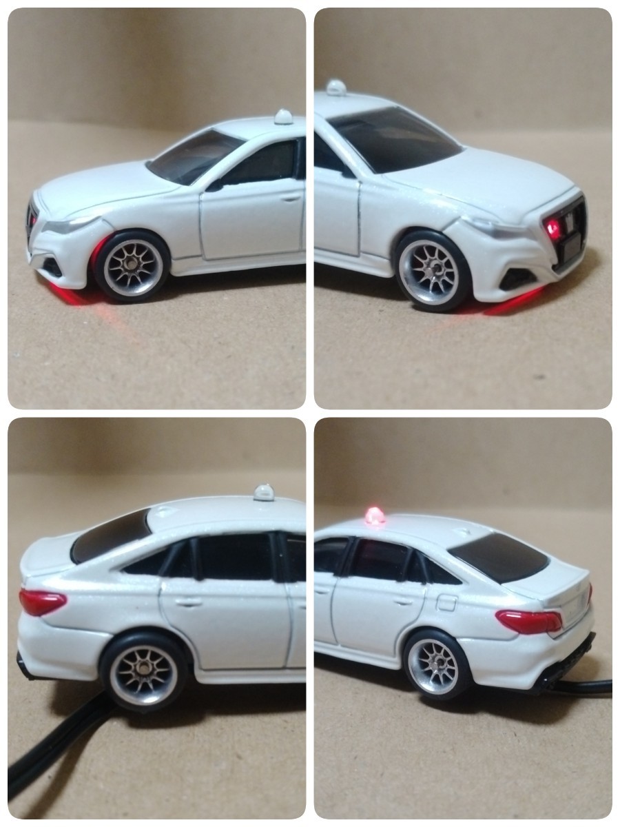  dummy scanner Crown 220 series RS white non-genuine wheel Tomica TOYOTA LED 12V 3 light blinking mask patrol car minicar wheel photograph ⑦⑧