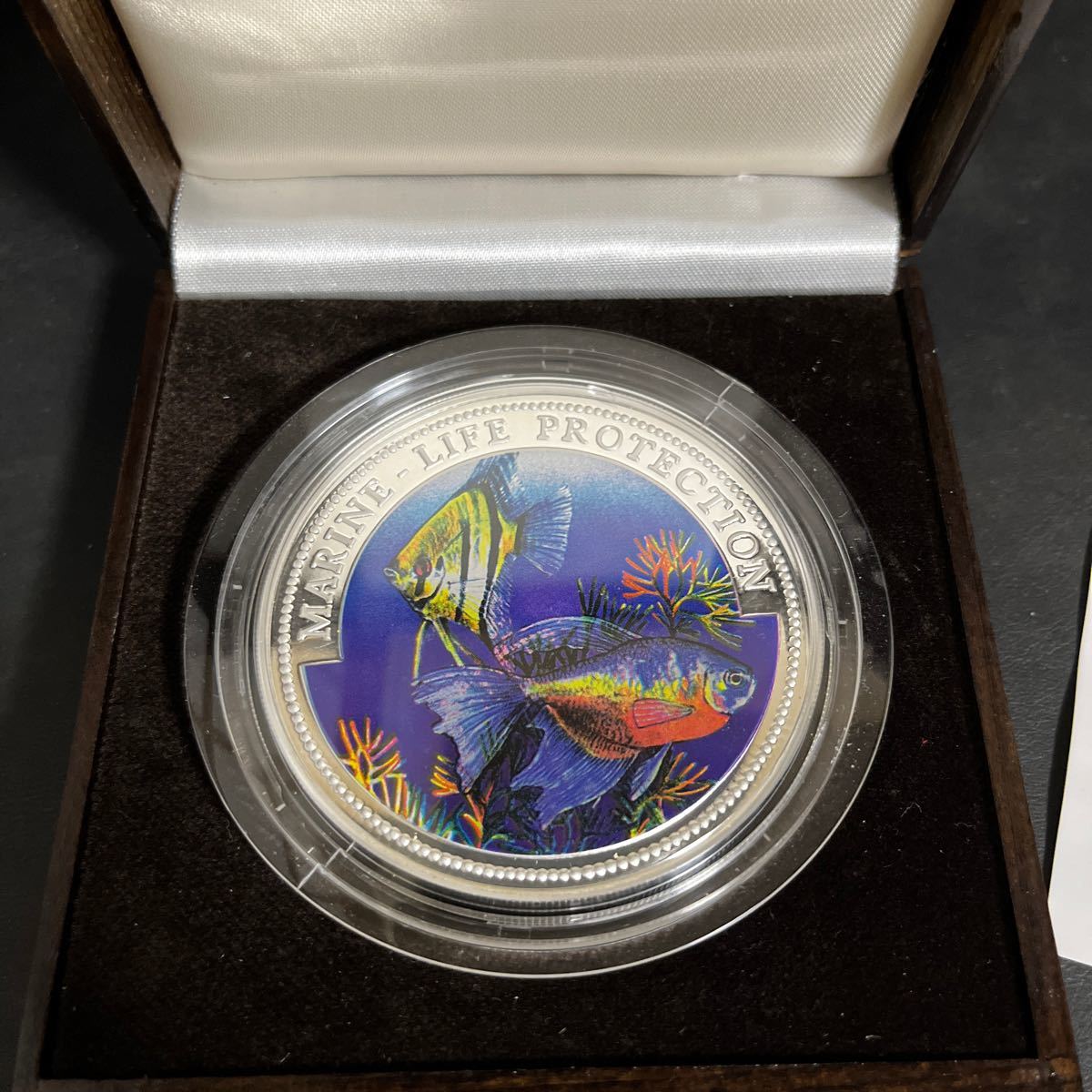 未使用 リベリア.1996年 20DOLLARS 銀貨 MARINE-LIFE PROTECTION カラーコイン.熱帯魚・Silver proof 5オンス　★12_画像3