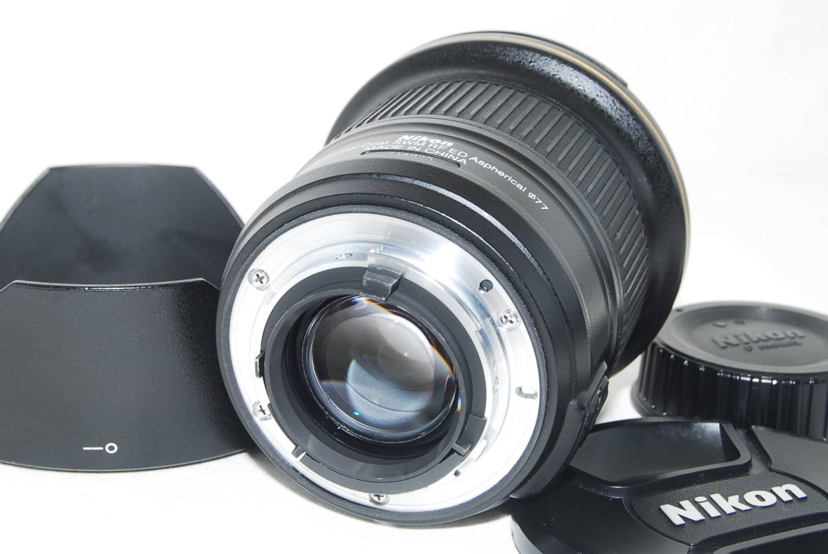 ★良品★Nikon ニコン AF-S NIKKOR 20mm F1.8 G ED フード付き♪_画像2