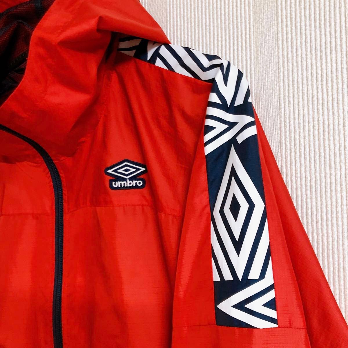UMBRO アンブロ ナイロンジャケット サッカー ウェア サイドロゴ UMBRO アンブロ ナイロンジャケット サッカー ウェア サイドロゴ