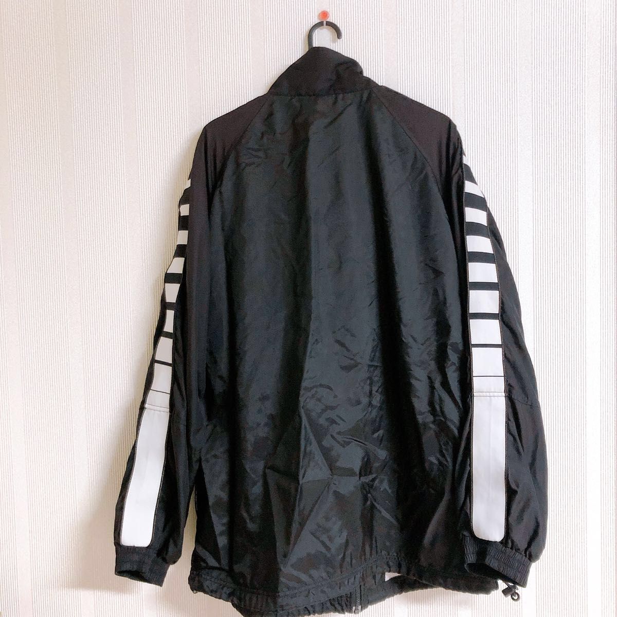 希少 90s adidas ヴィンテージ ナイロンジャケット 旧タグ 希少 90s adidas ヴィンテージ ナイロンジャケット 旧タグ