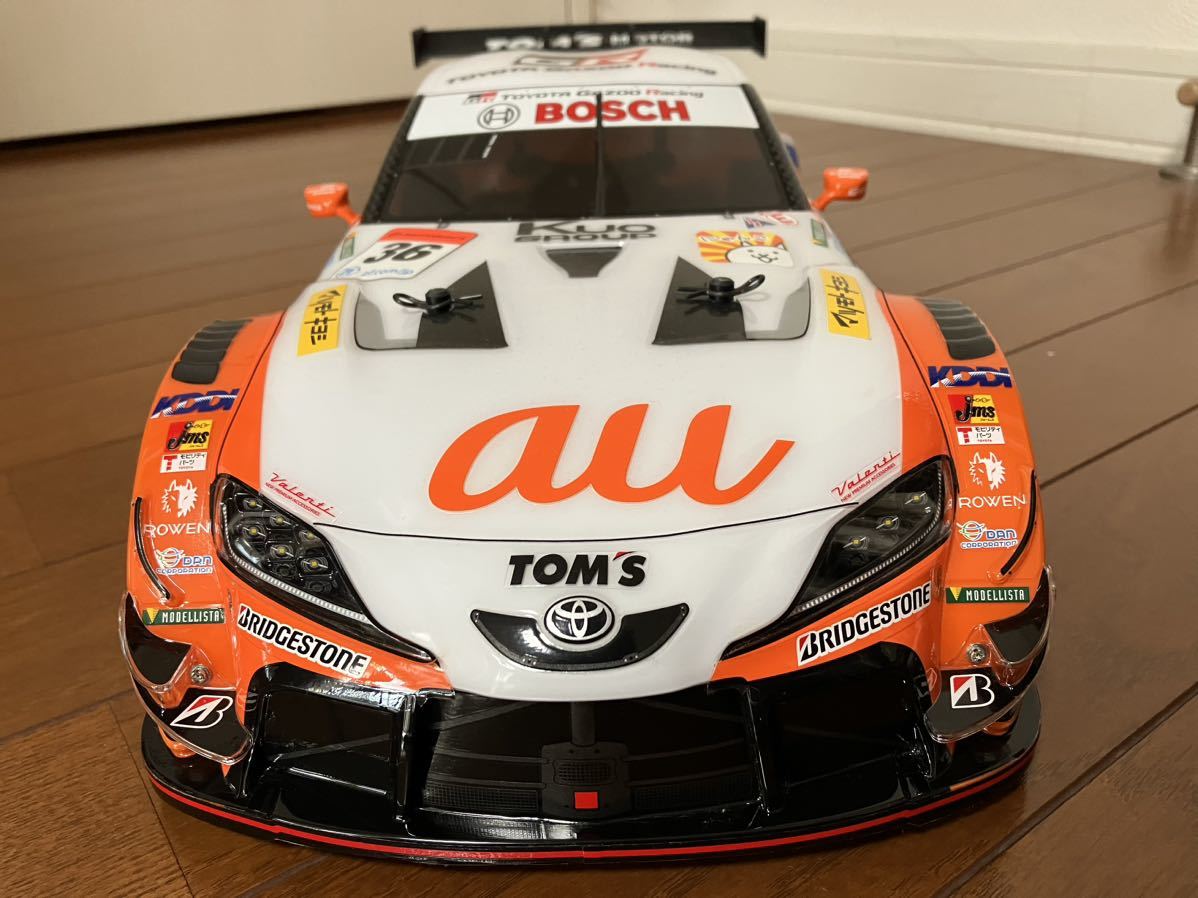 1/10RC au TOM'S GR Supra （TT-02シャーシ） 58703 組立済_画像3